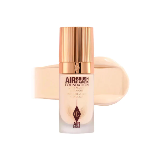 CHARLOTTE TILBURY AIRBRUSH FLAWLESS FOUNDATION BLURRING 1N Тональные средства и консилеры Фотография